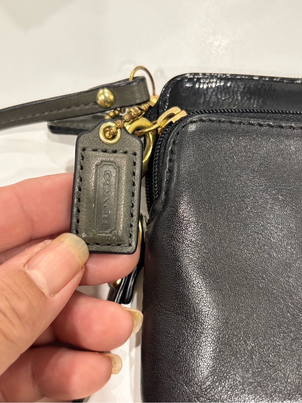 Coach Black Leather Wristlet/minibag - Picture 4 of 10